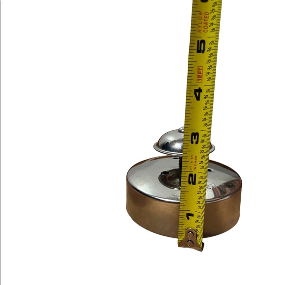 Cut-N-Seal by The Pampered Chef Pastry Cutter 3.5” - Picture 4 of 5